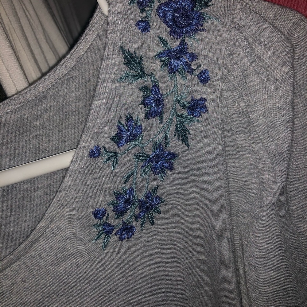 American Eagle long sleeve